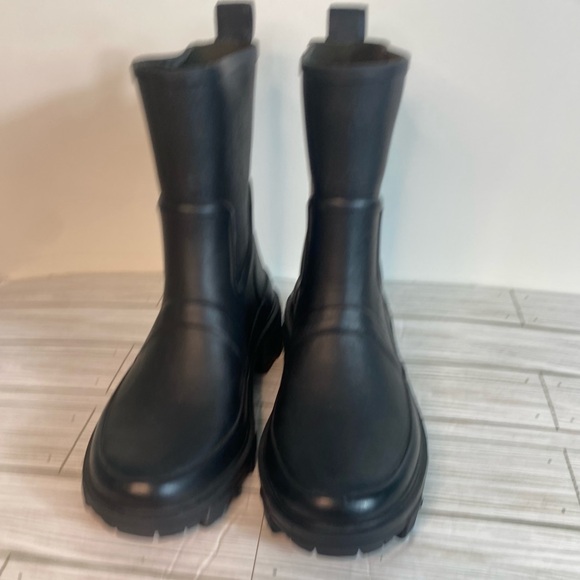 Rag & Bone Shiloh Rain Booties size 7 NWOT - Picture 4 of 13